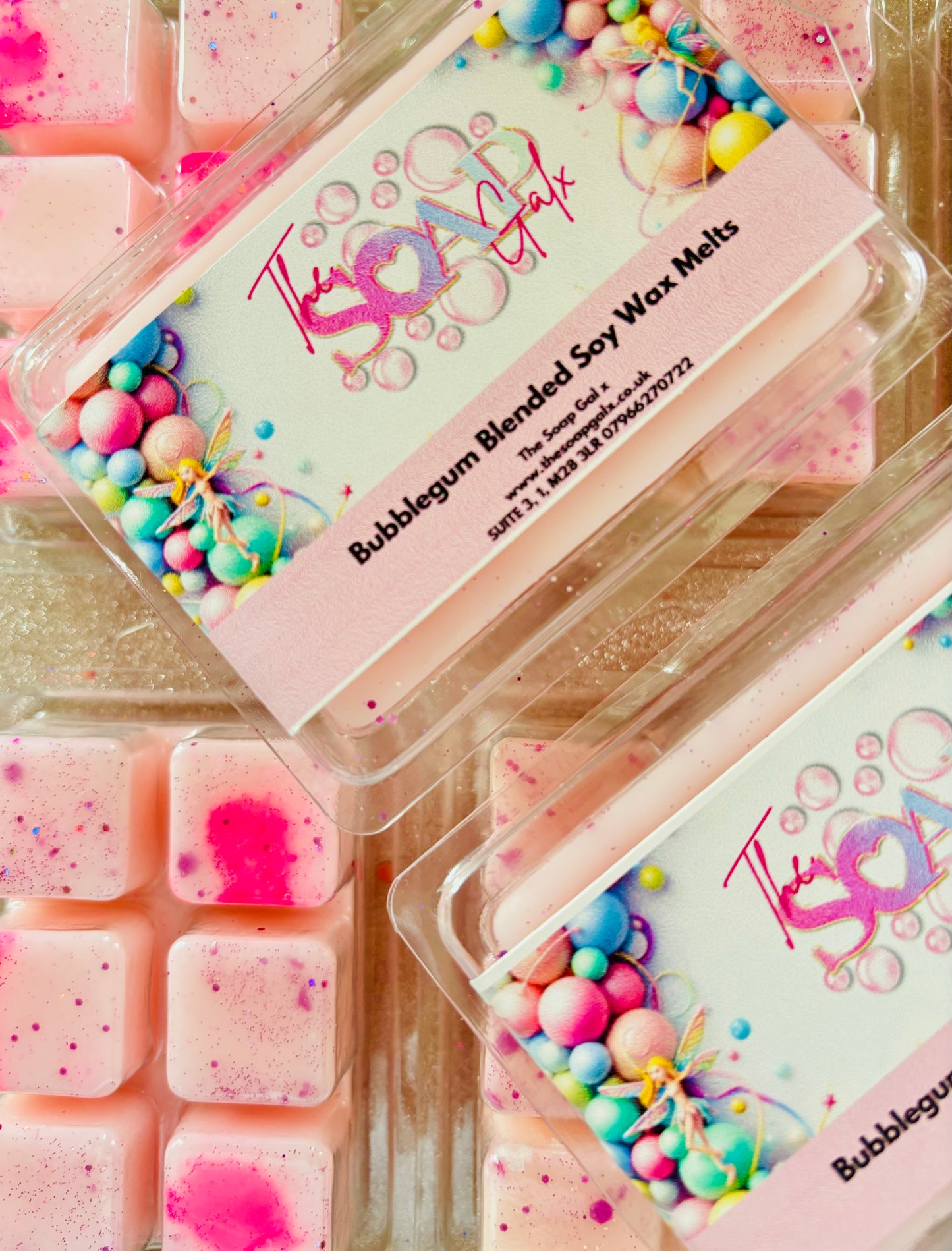 Luxury Bubba Hubba Bubblegum-scented eco soy wax melts in The Soap Gals packaging.